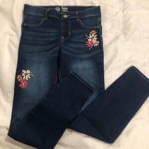 Cute jean jeging with flower